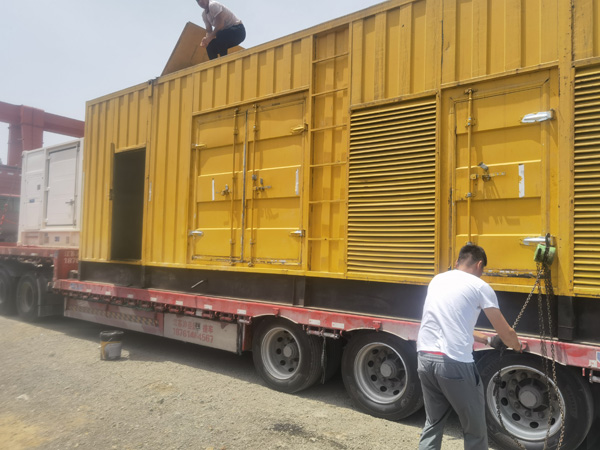 甘肃发电机出租100KW发电机需要什么规格的电缆线？