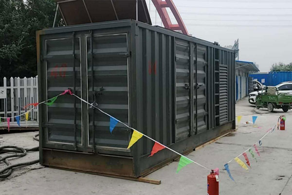 甘肃发电机租赁空气滤清器多久更换一次？