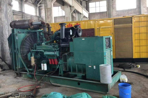 甘肃发电机组的空气滤清器应该如何保养？