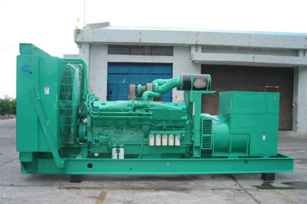 甘肃工厂发电机应急发电时如何更准确地检查发电机状态？